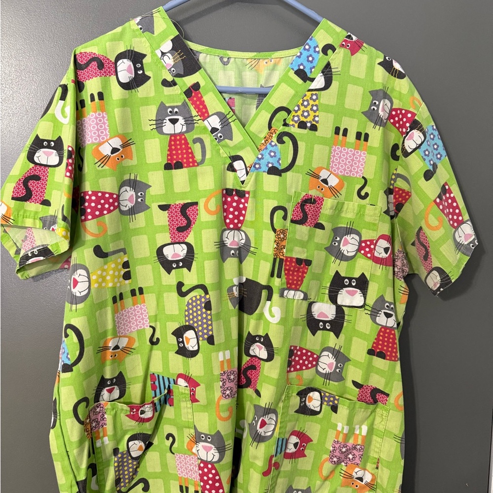Colorful Cat Print Scrub top